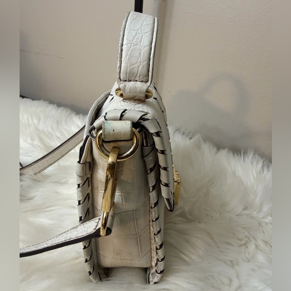 💄RARE💄 Aimee Kestenberg Faux Croco Leather Crossbody Bag - Picture 6 of 14